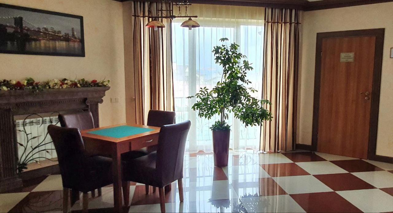 Hermes Resort Hotel With Medical Treatment トラスコヴェッツ エクステリア 写真